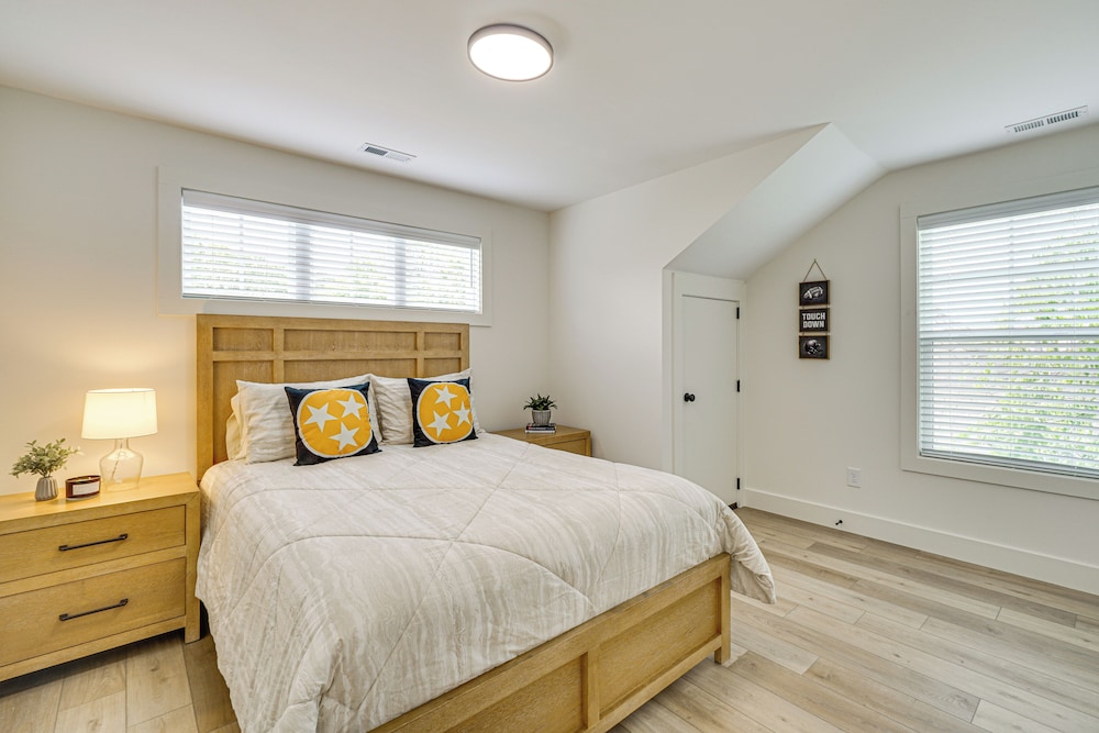2 Mi to UT: Modern Retreat w/ Covered Porch
