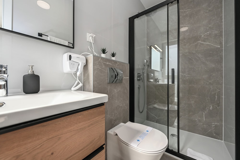 Nova Luxury Residence apartment with private heated pool