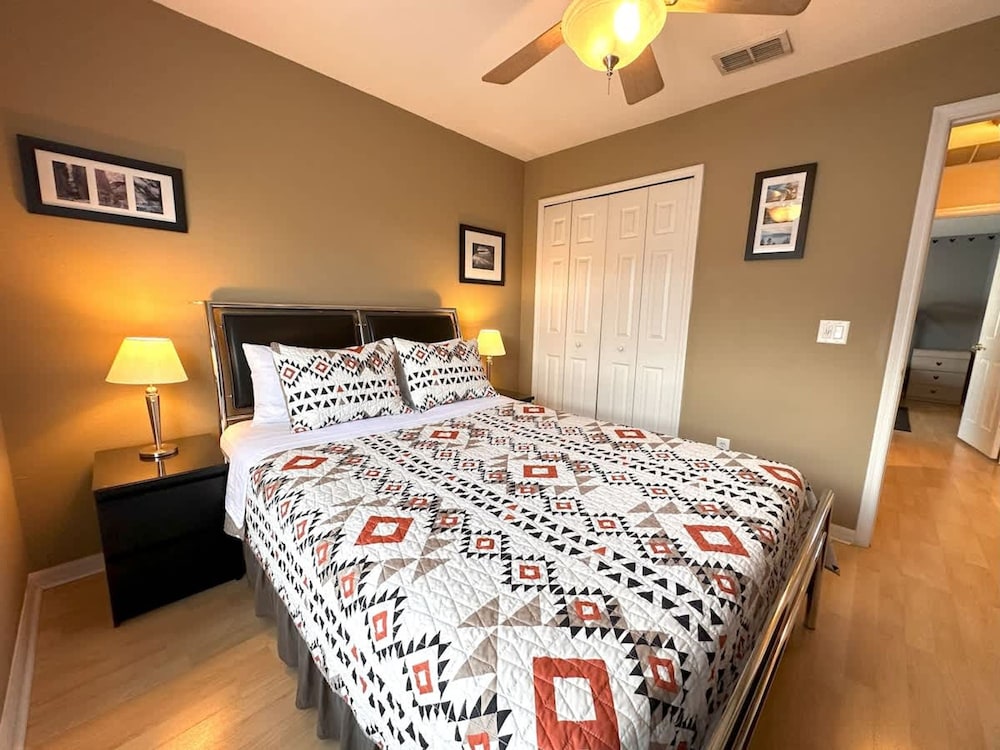 Less Than 10 Minutes From Disney 3Bd Villa With Pool
