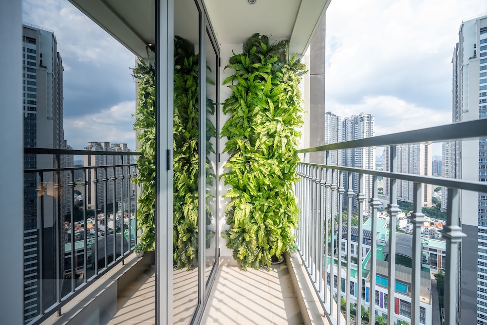 The Celavie Serviced Apartment Landmark