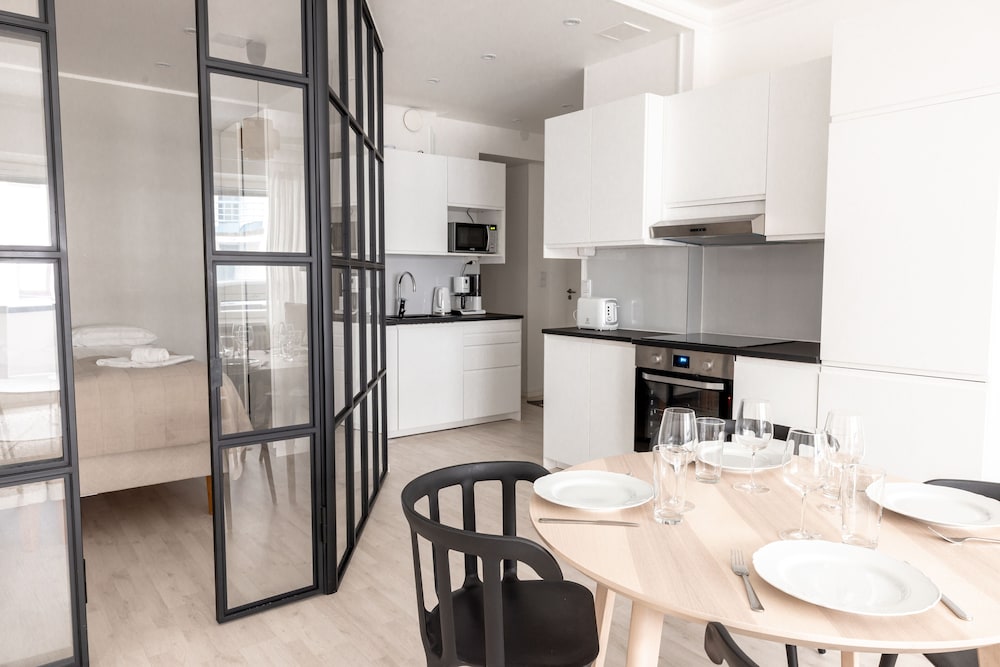 2ndhomes Modern 1BR Home w Sauna&Balcony view 5