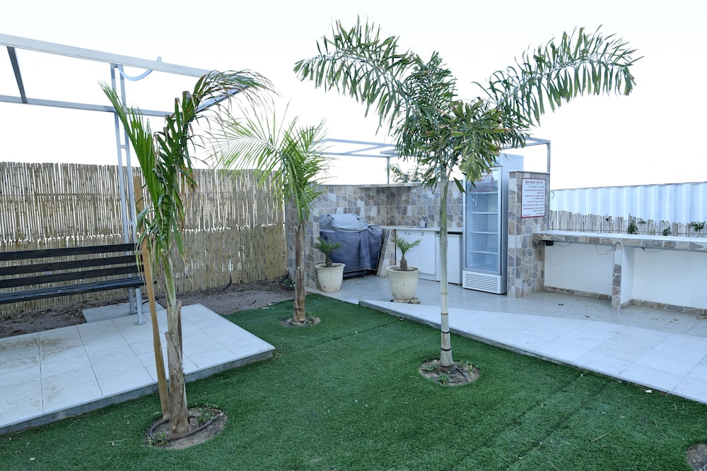YalaRent Royal Park Resort Complex Apartments view 5