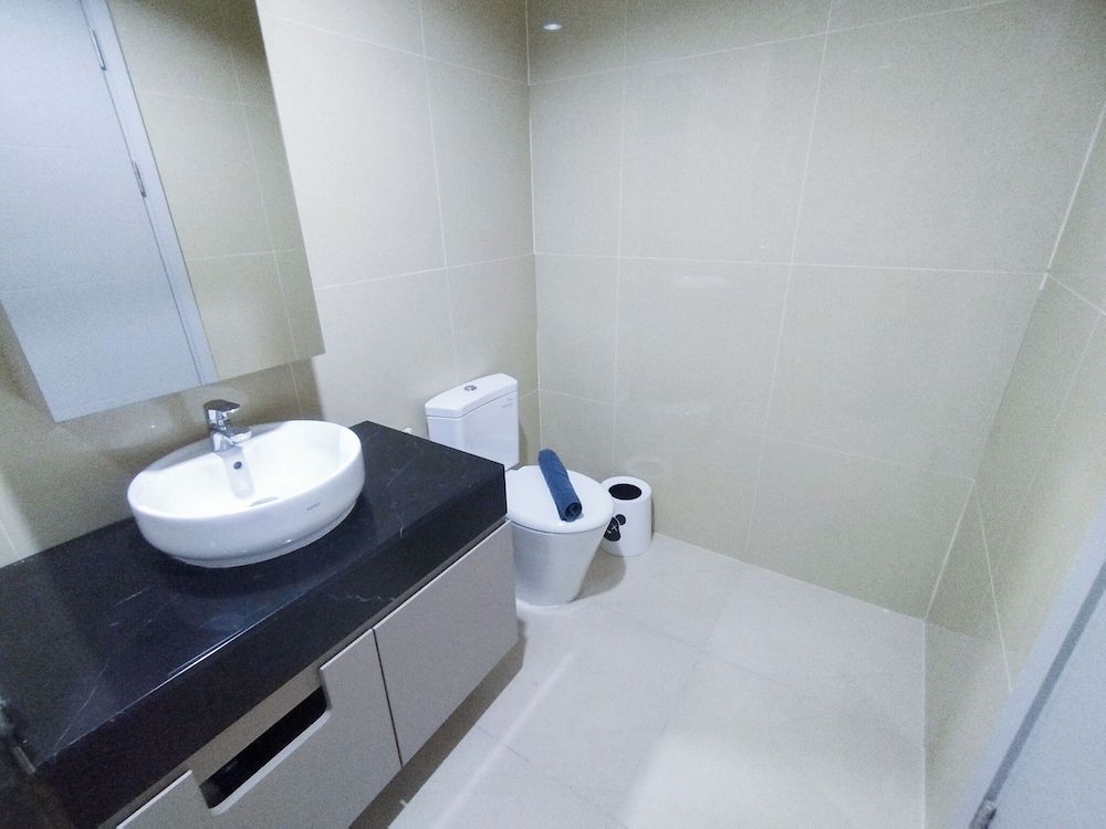 Strategic 2Br At Grand Sungkono Lagoon Apartment