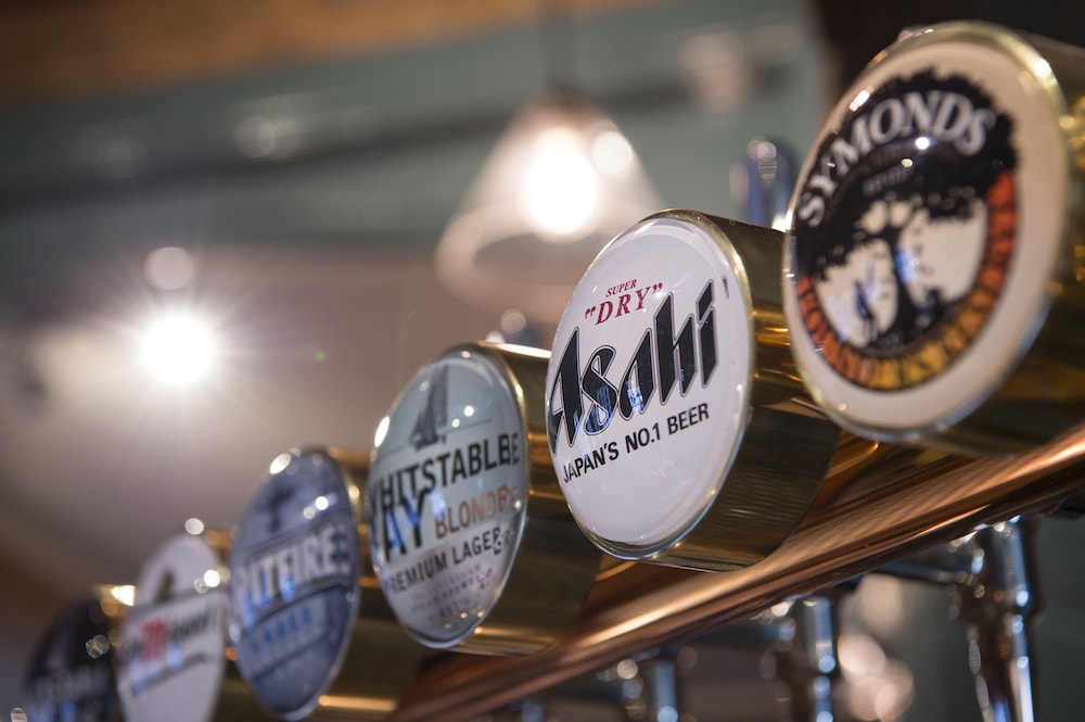 The Ostrich Inn