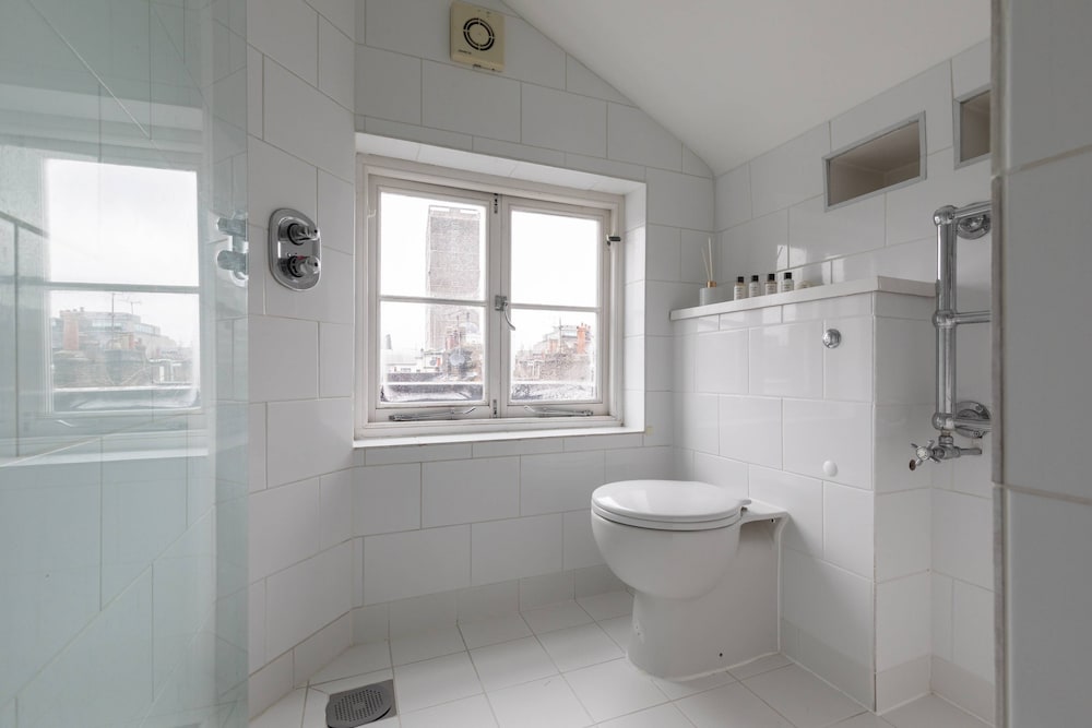 Kensington Place IV by Onefinestay