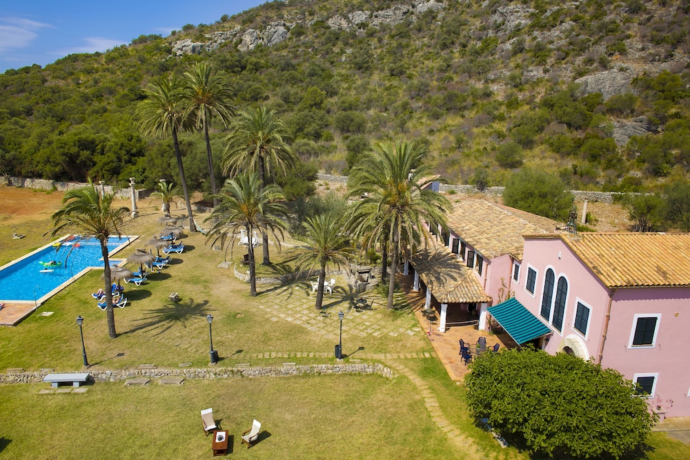 Pollensa Vacations - Puerto Pollensa Villas and Apartments - Property Image 1