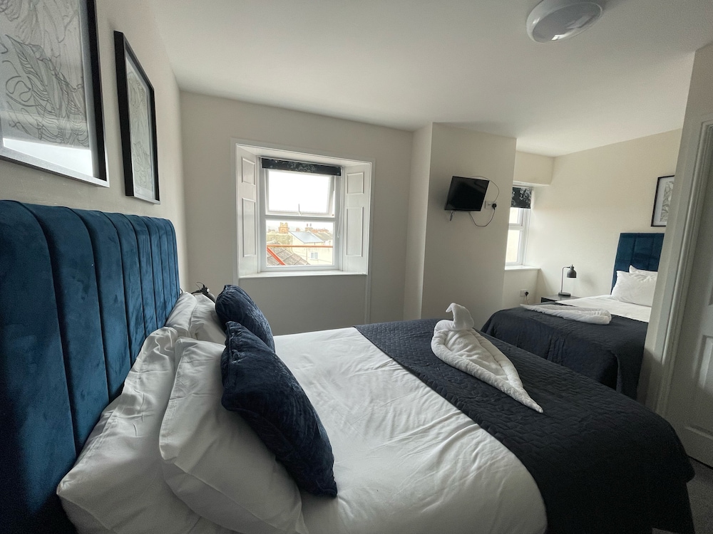 Hartlepool Vacations - The Norton - Property Image 3