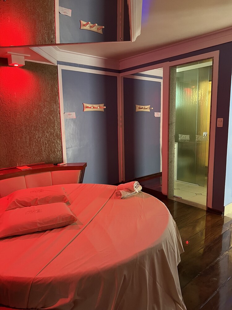 Espacial Motel