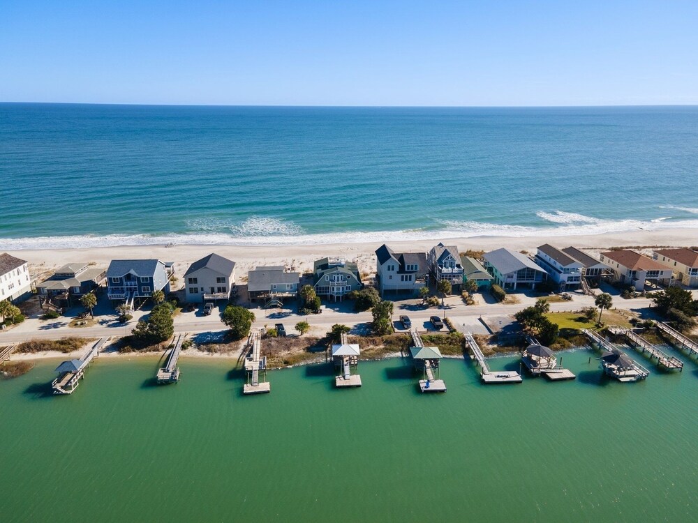 Laughin Place 7 Bedroom Home by Peace Vacations