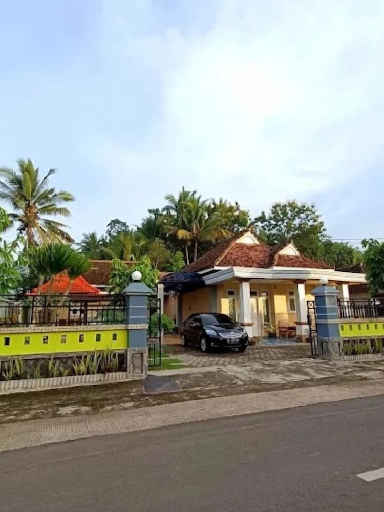 Nirmala Homestay