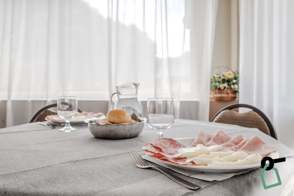 Hotiday Room Collection - Celle Ligure
