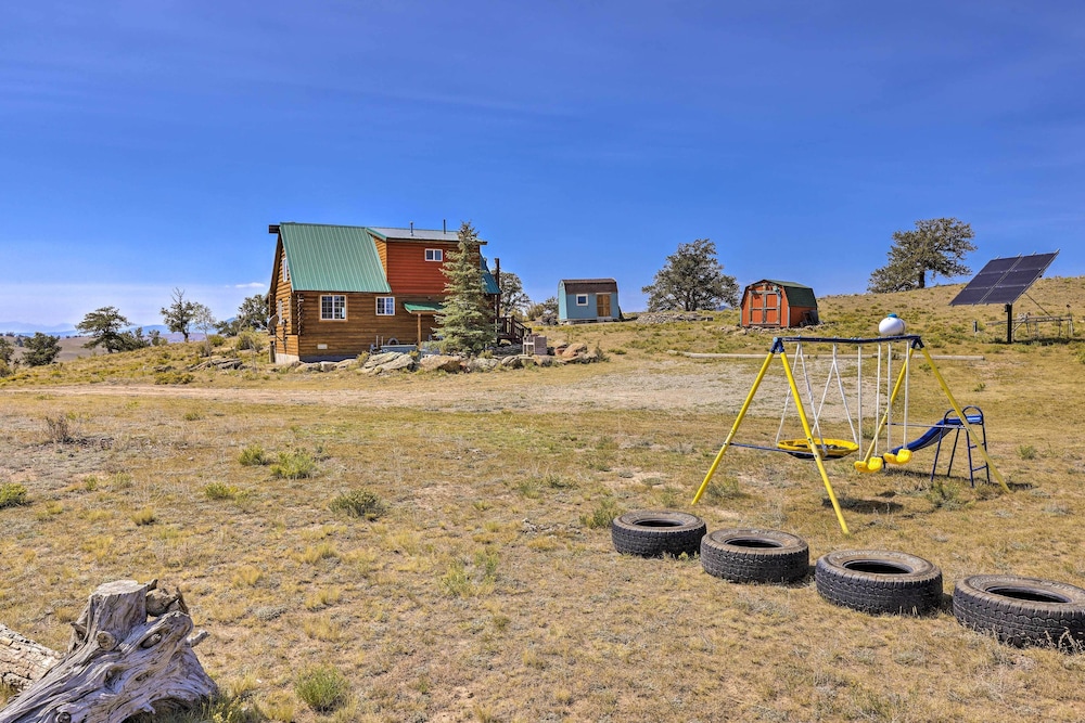 22str-00360 Fairplay Cabin w/ Fire Pit, Mtn Views! view 4