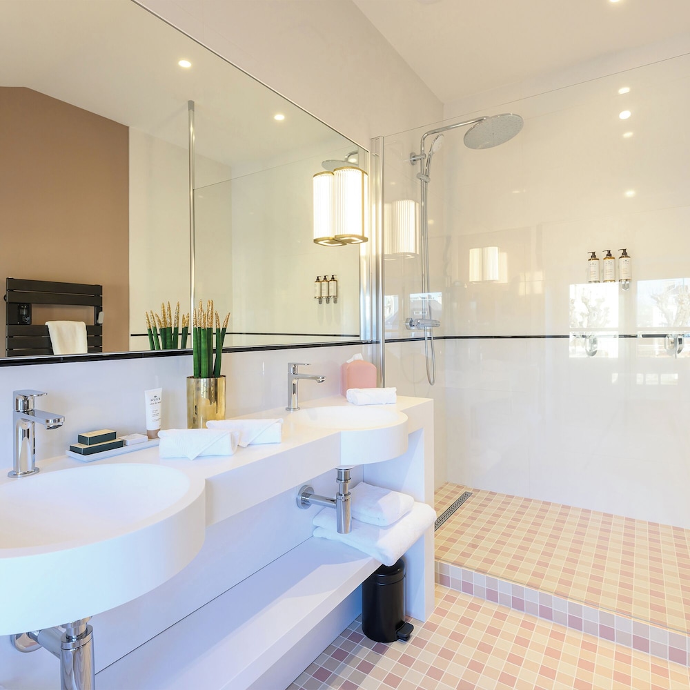 Les Suites BB
