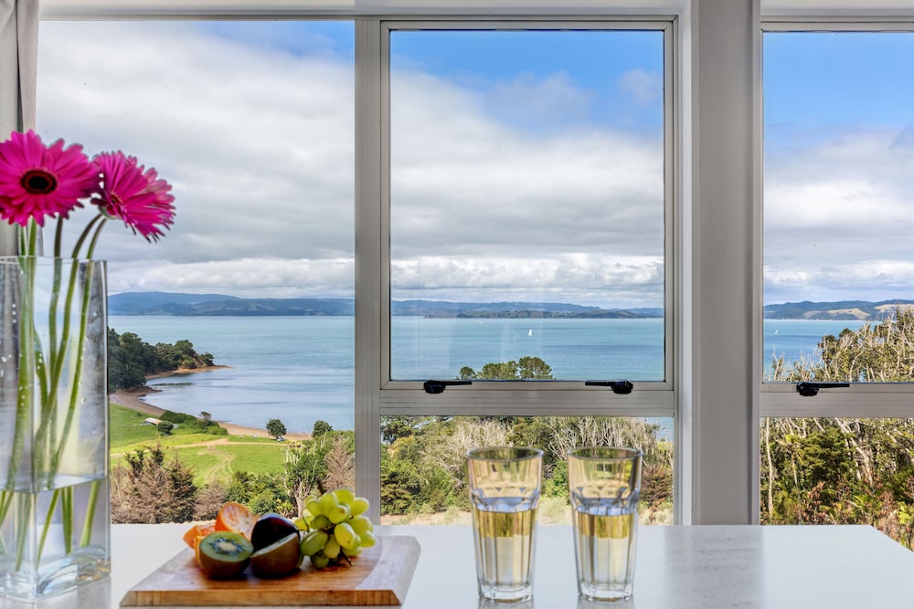Woodside Bay Cottage