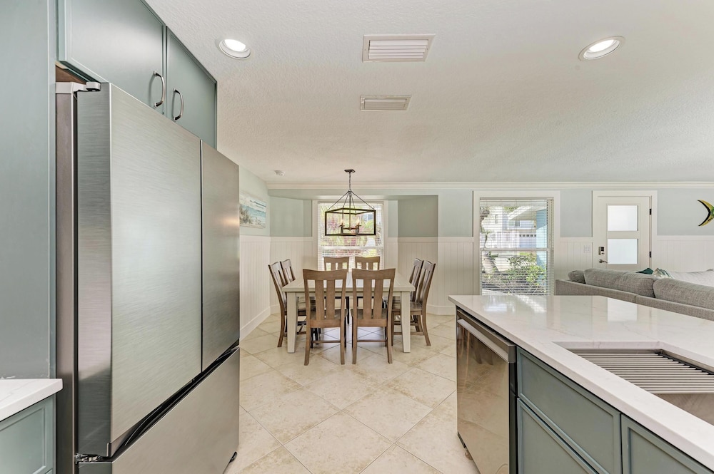 Anna Maria Island Blue Bella Bliss - Private Heated Pool