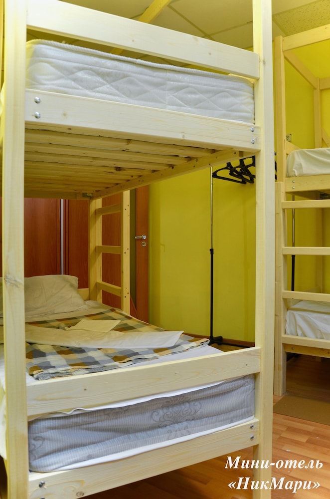 Hotel Lana - Hostel