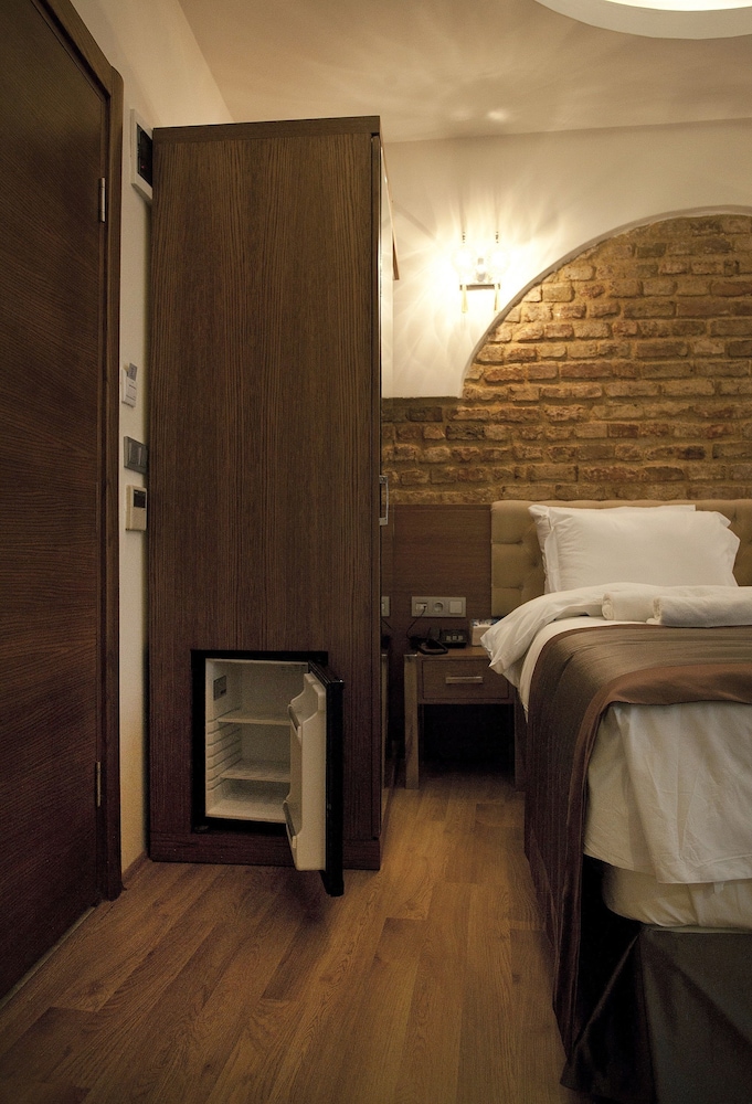 Pera Line Otel - Image 27