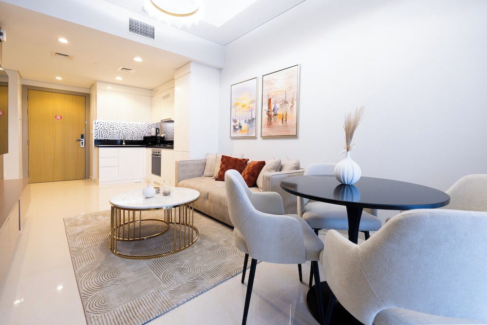 Keyrock Living - Stylish Dubai Stay