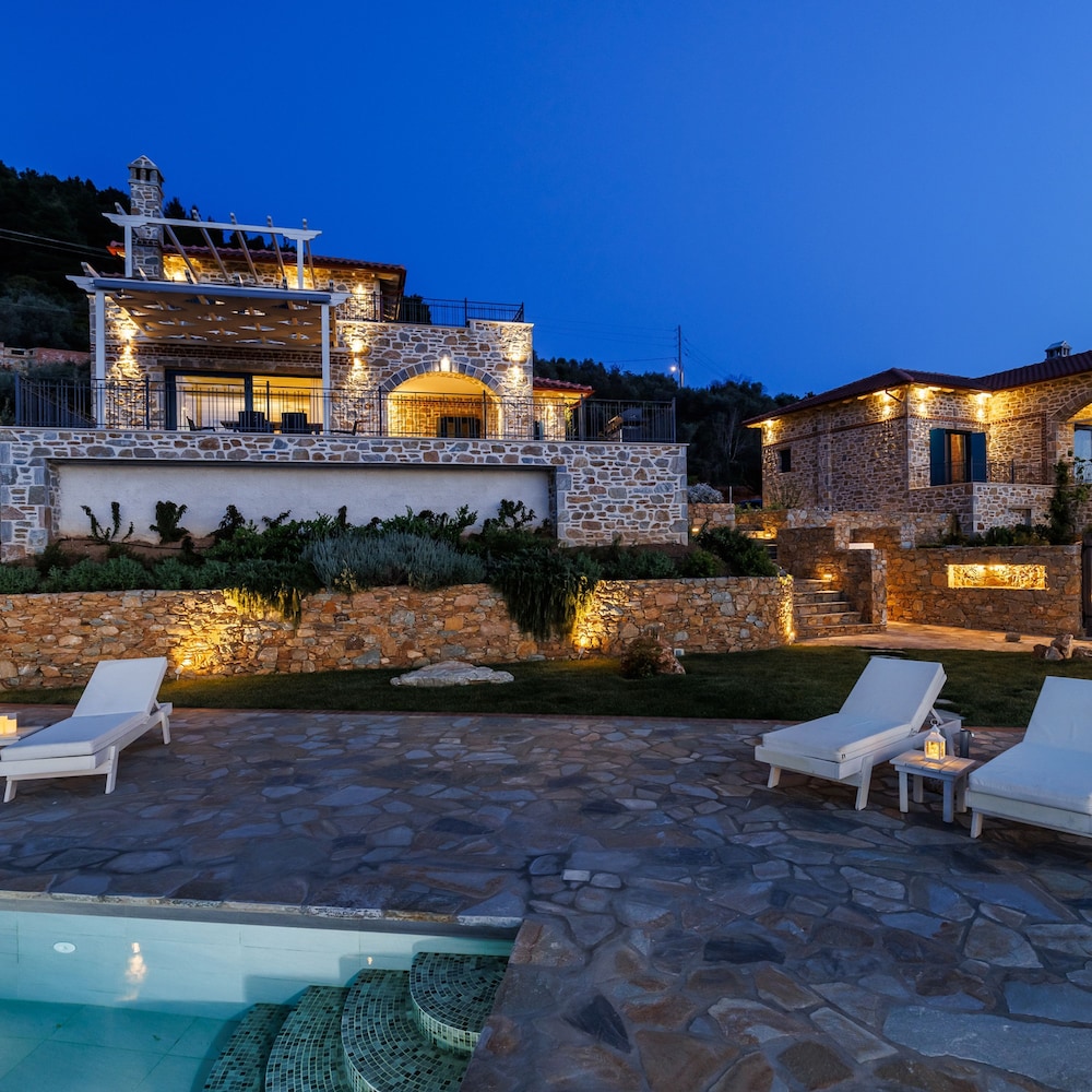Rodon Luxury Villas Aura