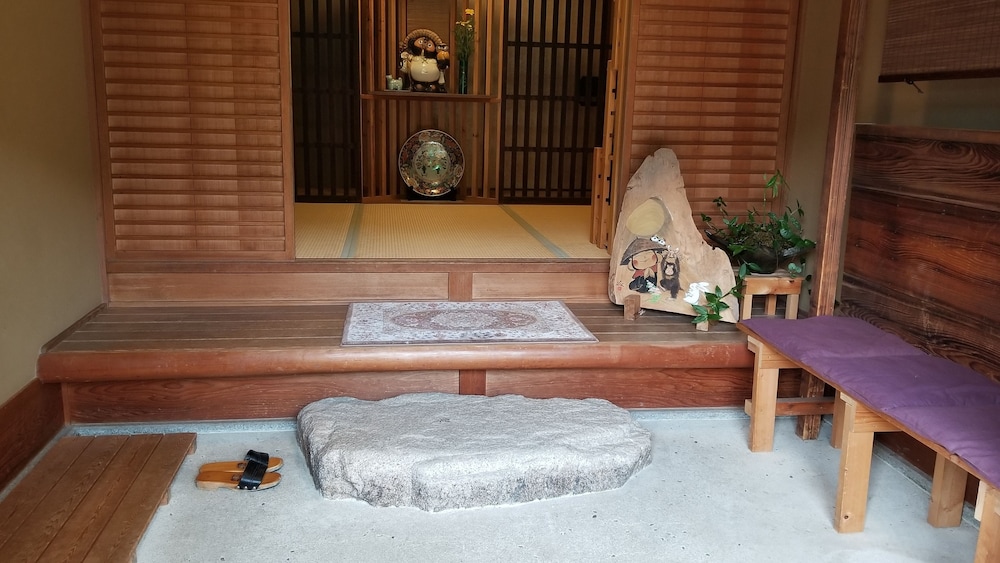 Yuhigaura Onsen Konoya view 3