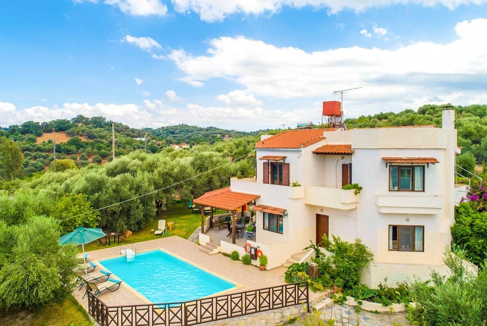 Villa Armi Large Private Pool Walk to Beach Sea Views A C Wifi Eco-friendly - 2809 view 2