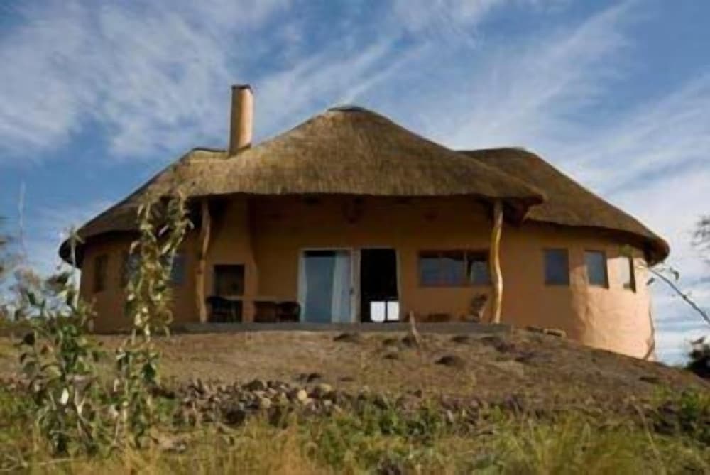 Yekelela Play & Guest Farm view 2