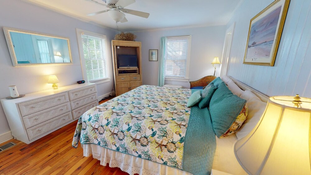 Old Magnolia House by Tybee Vacation Rentals