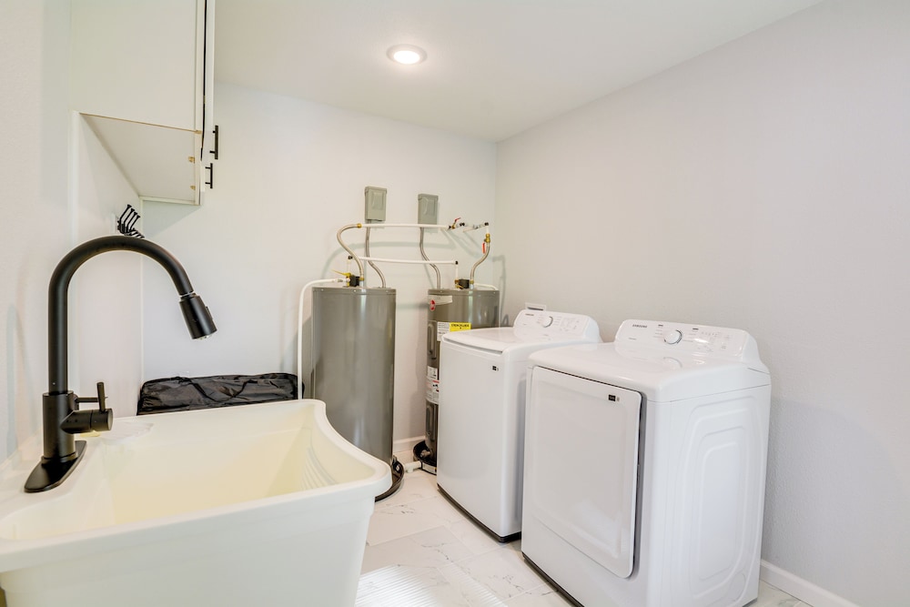 Yard w/ Patio: Family-friendly Home in Lamar!