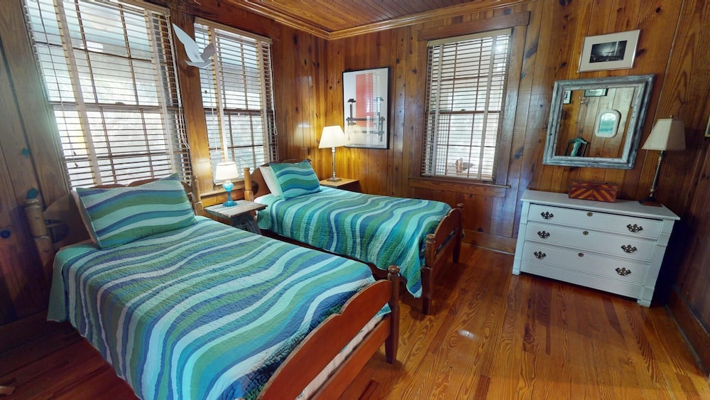 Lollipop II by Tybee Vacation Rentals