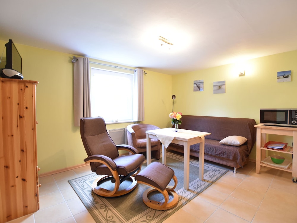 Modern Apartment in Elmenhorst Near Sea