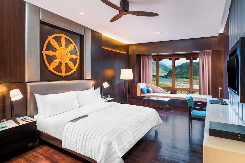 Le Meridien Paro, Riverfront