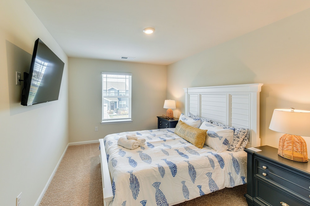 5 Mi to Bethany Beach: Home w/ Pool + Gym Access!