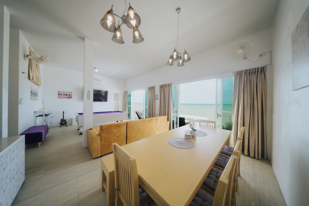 Phaladise Beach Villa at Phala Beach, Ban Chang