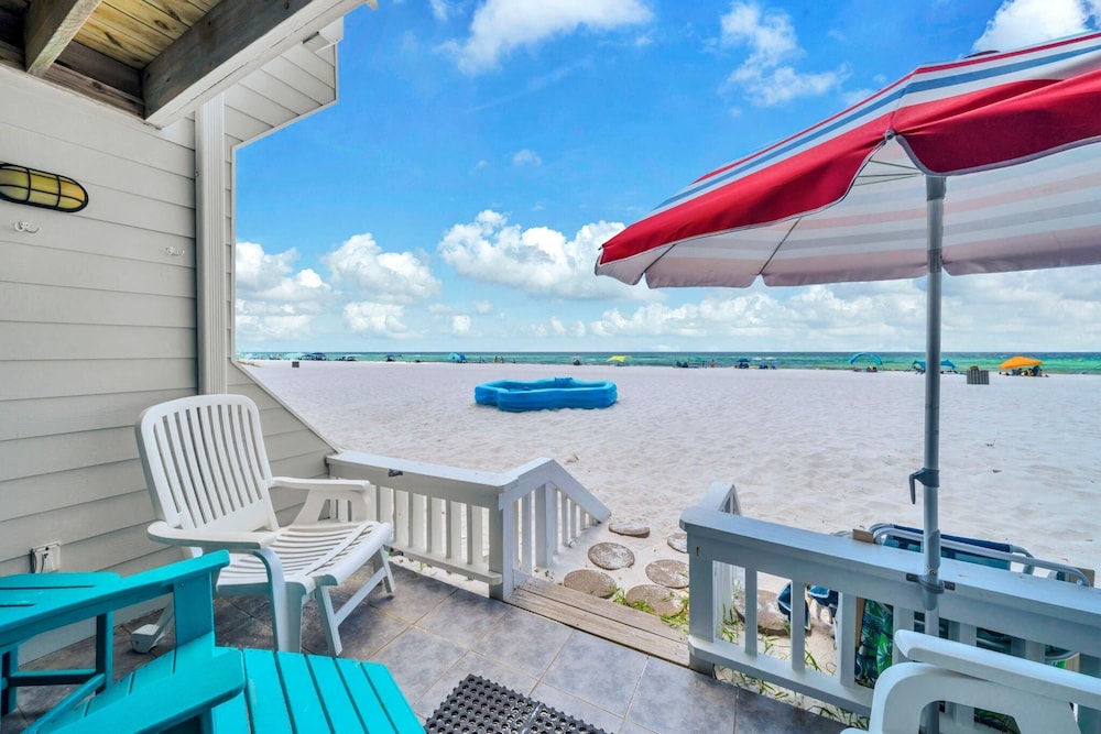 Pirate Cove Villas #111