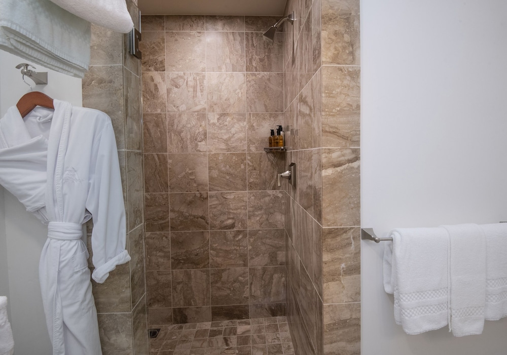 Ritz Carlton Vail #314 3 Bedroom Condo