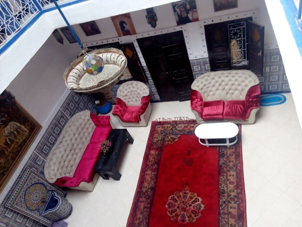 lounge