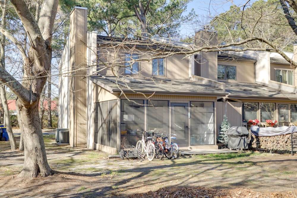1 Mi to Bethany Beach: Townhome w/ Screened Porch! view 5