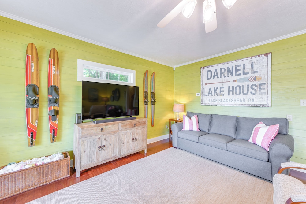 Private Dock + Porch: Lakefront Retreat in Cobb!