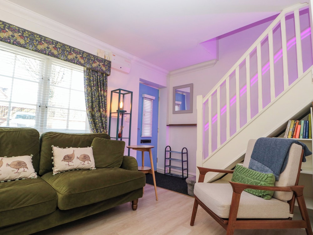 Little Nest Cottage