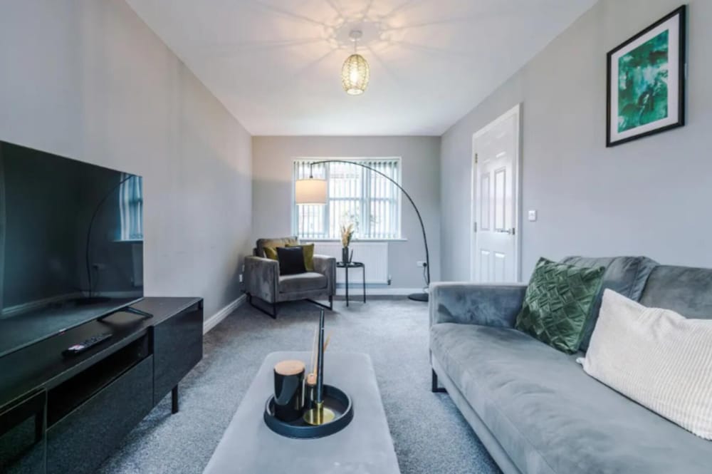 House 3 Bed Sleeps 6 -pets Ok -patio -free Parking