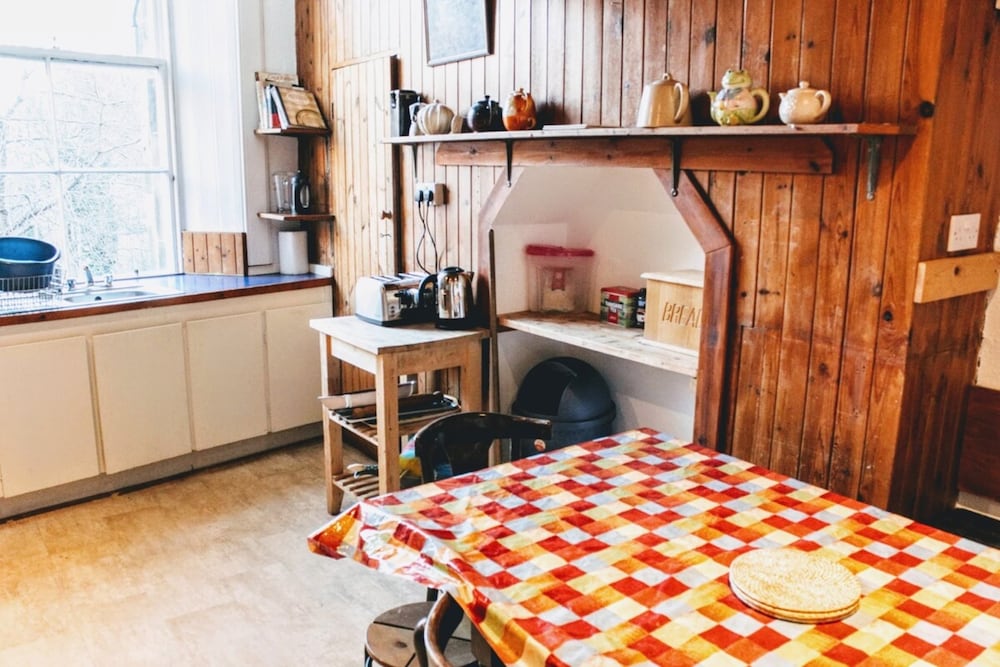 Traditional Apartment oer the Meadows
