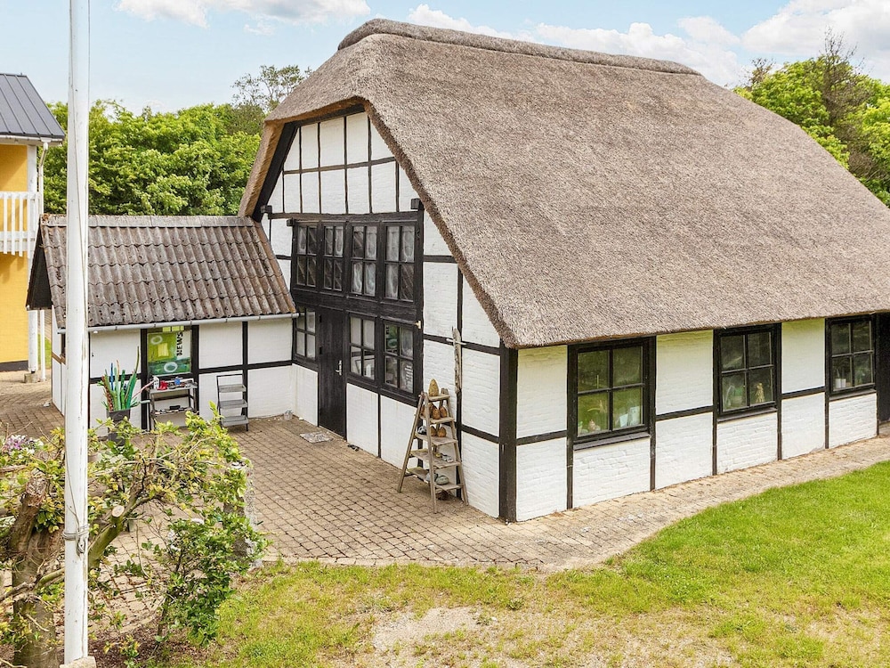 1 Person Holiday Home on a Holiday Park in Hanstholm