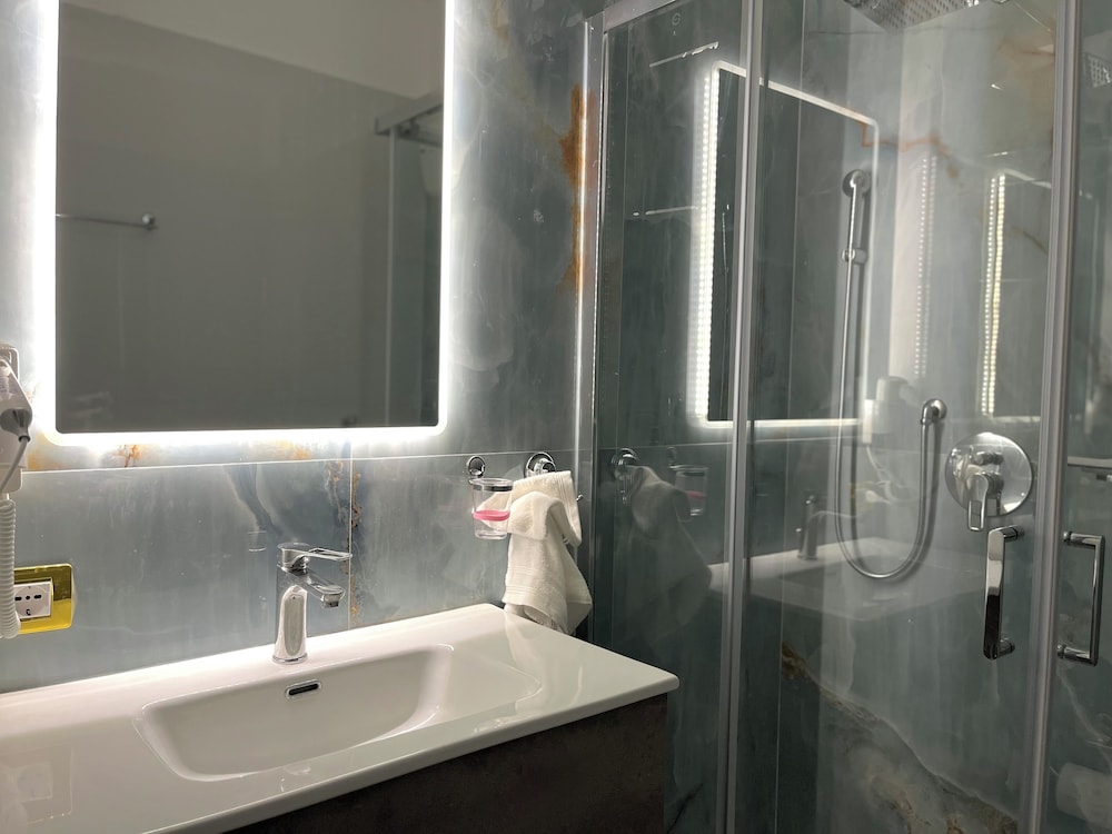 S.R. Guesthouse