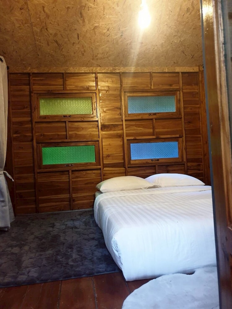 Phawaeng Resort