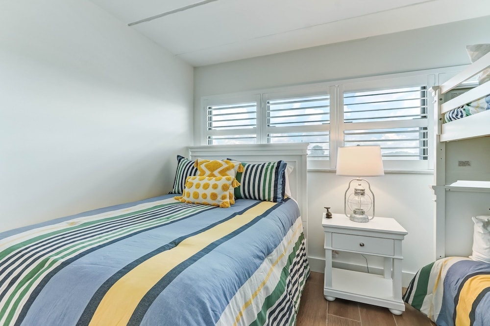 Amelia By The Sea 333 3 Bedroom Condo