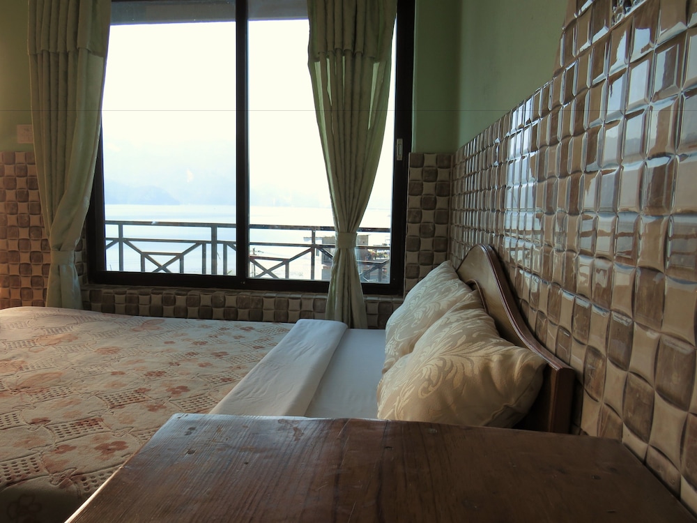 Lake Vision Guest House