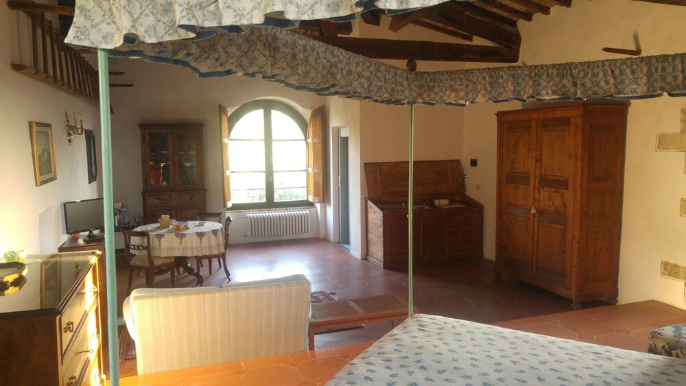 Castello di Mugnana photo 3