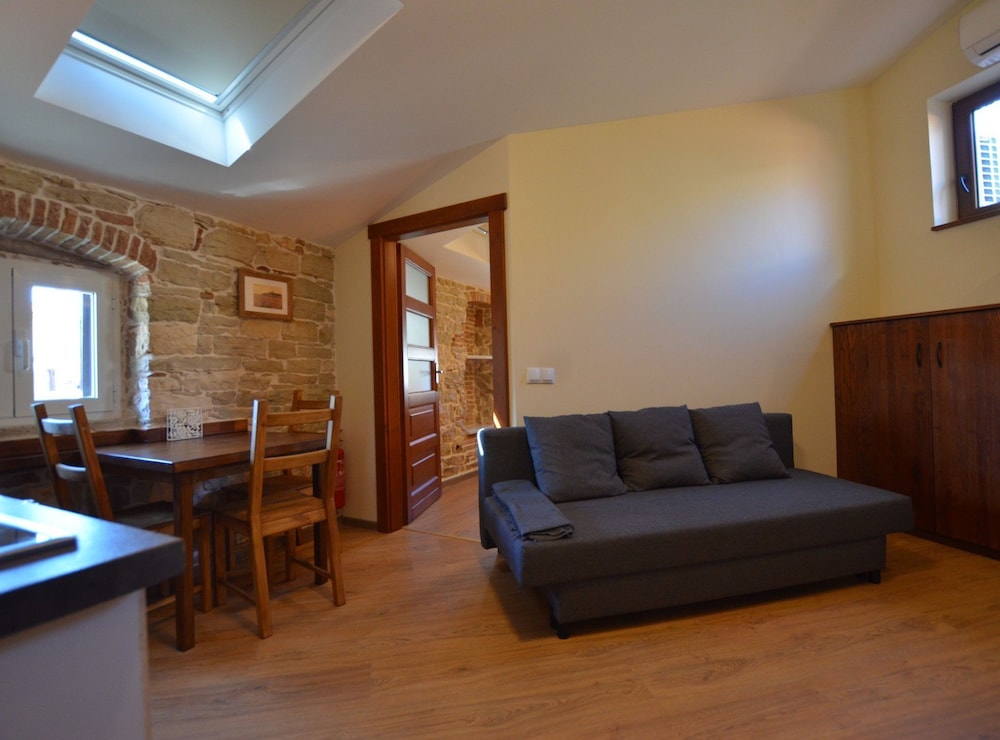 Urban and Upscale Homes Rovinj Old Town
