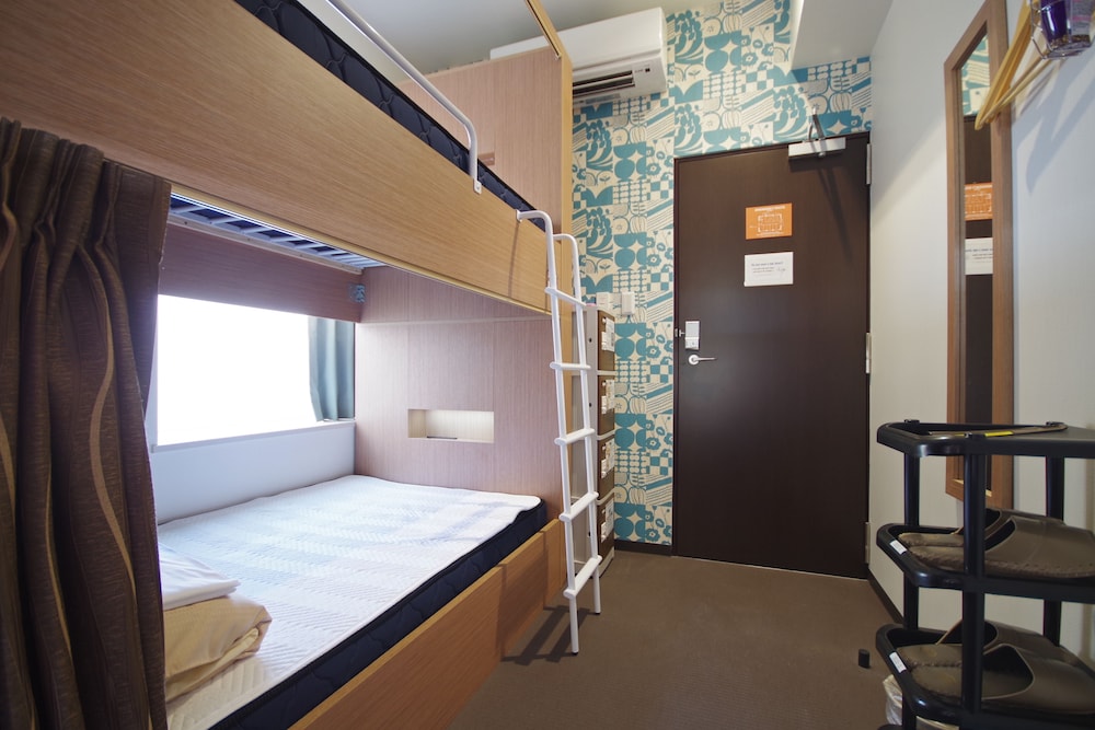 Oak Hostel Sakura