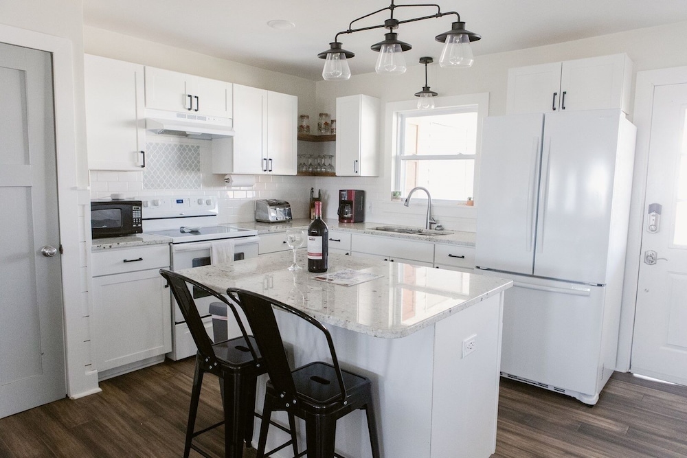 Holden Pattern 4 Bedroom Home by RedAwning view 5